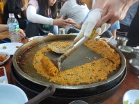 춘천 우미닭갈비처럼 돌돌이 볶음밥 하는 닭갈비 집이 서울에 있을까요? - 뽐뿌:맛집포럼 춘천 우미닭갈비처럼 돌돌이 볶음밥 하는 닭갈비 집이... 