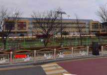 초등학교 옥상을 뒤덮은 태양광 판넬 - 뽐뿌:자유게시판 초등학교 옥상을 뒤덮은 태양광 판넬