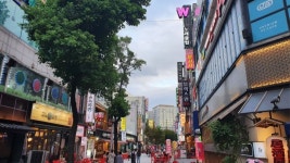부천 신중동역도 먹자골목이 넓직하니 잘되있군요 - 뽐뿌:자유게시판 부천 신중동역도 먹자골목이 넓직하니 잘되있군요