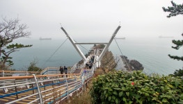 23-03-12 송도 용궁 구름다리와 대게 먹방 - 뽐뿌:등산포럼 23-03-12 송도 용궁 구름다리와 대게 먹방