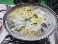 지인이랑 고창 구시포가서 방금 먹은 백합칼국수입니다 - 뽐뿌:자유갤러리  지인이랑 고창 구시포가서 방금 먹은 백합칼국수입니다