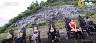 여왕벌게임 뭐에요 - 뽐뿌:자유게시판 여왕벌게임 뭐에요