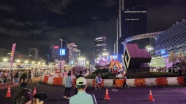 오늘은 kpop콘서트. 레트로콘서트랑 비교되네요 - 뽐뿌:자유게시판 오늘은 kpop콘서트. 레트로콘서트랑 비교되네요