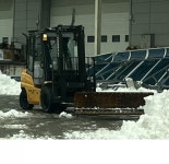 친구네 공장창고, 지게차가 눈치우고 있네요..ㅎㄷㄷㄷ - 뽐뿌:자유게시판 친구네 공장창고, 지게차가 눈치우고 있네요..ㅎㄷㄷㄷ