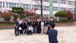 김장하 선생 명신고등학교 방문 인기가 ㅎㅎ - 뽐뿌:자유게시판 김장하 선생 명신고등학교 방문 인기가 ㅎㅎ
