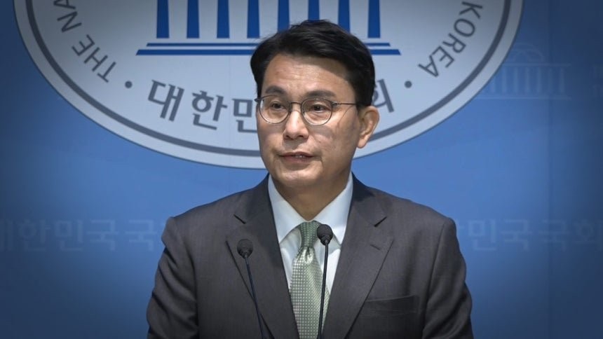 윤상현 의원, 김건희 부부 공천개입 의혹 조사를 위해 김건희 특검에 소환