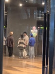 유영우 이선민한테 절 올리는 리센느 대표.jpg - 뽐뿌:자유게시판 유영우 이선민한테 절 올리는 리센느 대표.jpg