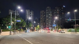 용산 삼각지의 자랑: 좌 2동 청년주택, 우 7동 아파트 - 뽐뿌:자유게시판 용산 삼각지의 자랑: 좌 2동 청년주택, 우 7동 아파트