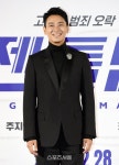 [포토]환하게 웃는 주지훈 - 뽐뿌:스포츠뉴스 [포토]환하게 웃는 주지훈