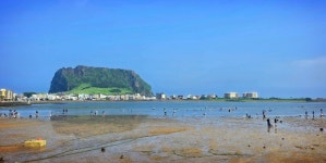 제주 성산일출봉∼우도 관문 해상 인도교 설치 - 뽐뿌:뉴스게시판 제주 성산일출봉∼우도 관문 해상 인도교 설치