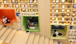 무더위 피해 송파책박물관에서 시원하게 독서하며 피서 [한강로 사진관] - 뽐뿌:사회/문화뉴스 무더위 피해 송파책박물관에서 시원하게 독서하며... 