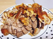 [펌] 650g에 만원족발.jpg - 뽐뿌:자유게시판 [펌] 650g에 만원족발.jpg