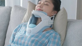 [의료기기인증] 돌려서 올려주고, 눌러서 땡겨주는 제대로 만든 목견인기! by 웰테크코리아