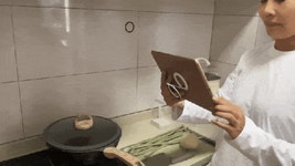 주식회사 홍운국제 | [국내 독점] 모든 거치대를 하나로 묵었다.만능 양면 맥세이프 거치대~ by 홍운인터내셔널 주식회사 [국내 독점] 모든 거치대를 하나로 묵었다....