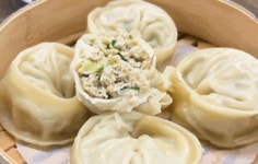 [만두잘하는집 창화당] 담백하고 슴슴한 맛이 일품! 정통 이북식왕만두 [만두잘하는집 창화당] 담백하고 슴슴한 맛이 일품!  정통 이북식왕만두 