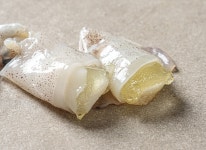 [리얼프로젝트] 현지인들도 1년에 딱 한번! 귀한 대왕꼴뚜기 통찜! by 어업회사법인 주식회사 해우리