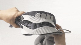 [의료기기 인증] 공기로 쭈욱 늘려주고 잡아주는 진정한 목 견인기