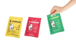 목에 자유로운 하루한포 환절기 건강 지켜주는 도라지즙 | 와디즈 오픈예정 목에 자유로운 하루한포 환절기 건강 지켜주는 도라지즙