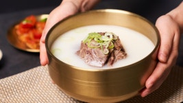 꼬리반골 추가! 무항생제 한우 1++로 만든 이.진.사 한우곰탕