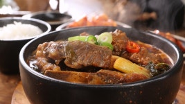 [10만개판매돌파!뜨끈한국밥]소뼈가득!고기듬뿍!오직소뼈만으로만든소뼈해장국