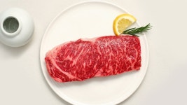 국내생산량 1% <명품 청정 제주한우> 드디어 한정수량 공수 #제주직송 | 와디즈 오픈예정 국내생산량 1% <명품 청정 제주한우> 드디어 한정수량... 