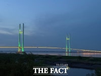 북중 신압록강대교 15일 공식 개통…완공 12년만 - 뽐뿌:정치/경제뉴스  북중 신압록강대교 15일 공식 개통…완공 12년만