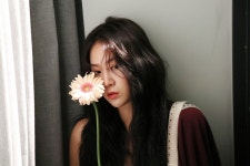 다소니&RE-BORN | 멜론매거진>멜론 소유 첫 번째 정규앨범 [RE:BORN] 자켓 촬영현장