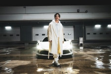 멜론매거진>멜론 나를 찾아 떠나는 여정, 헨리 (HENRY) [JOURNEY]