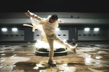 멜론매거진>멜론 나를 찾아 떠나는 여정, 헨리 (HENRY) [JOURNEY]