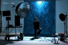 멜론매거진>멜론 레오(LEO)만의 가을 이별 감성, 남아있어