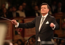 멜론매거진>멜론 익숙하면서도 새로운 그 이름, 2024년 빈 필하모닉 신년음악회