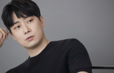 멜론매거진>멜론 첼로에 의한, 그리고 첼로를 위한 앨범, 윤한의 [The Cello]