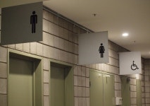 30대 여성 상가 화장실서 흉기에 찔려 숨져 | 위키트리 30대 여성 상가 화장실서 흉기에 찔려 숨져