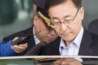 문재인 대통령, 김수남 검찰총장 사표 수리 | 위키트리 문재인 대통령, 김수남 검찰총장 사표 수리