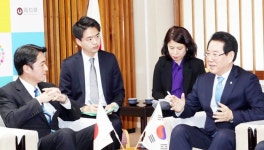 (주)천록산업 | 김영록 전남도지사, 일본 고치현과 산업·경제 분야 교류 확대 | 위키트리 김영록 전남도지사, 일본 고치현과 산업·경제 분야 교류 확대