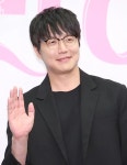 “성시경·조세호·김민아” 효리네 민박 정효민 PD가 새... “성시경·조세호·김민아” 효리네 민박 정효민 PD가 새 프로그램으로 돌아왔다