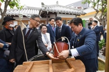 [포토]광주 남구, 양림동 공예특화거리 개장 | 위키트리 [포토]광주 남구, 양림동 공예특화거리 개장