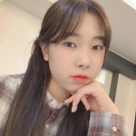 “친언니랑 닮았나요?” 오늘(7일) 데뷔한 태연 동생 인스타 사진 (10장) | 위키트리 “친언니랑 닮았나요?” 오늘(7일) 데뷔한 태연 동생... 