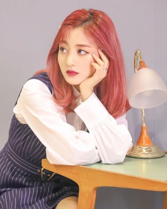 지효와 결별설 불거진 강다니엘, 소속사 관계자의 입장은? | 위키트리 지효와 결별설 불거진 강다니엘, 소속사 관계자의 입장은?