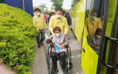  전남 무안군, 만 75세 이상 어르신 백신 1차접종 완료~2차도 75% 넘어  | 위키트리  전남 무안군, 만 75세 이상 어르신 백신 1차접종 완료... 