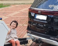 “6남매 키우는 연예계 대표 다둥이 아빠, 자동차에는 이런 문구가... “6남매 키우는 연예계 대표 다둥이 아빠, 자동차에는 이런 문구가... 