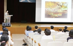 [포토]광주시 동구아카데미, 유현준 건축가 초청 강연 | 위키트리 [포토]광주시 동구아카데미, 유현준 건축가 초청 강연