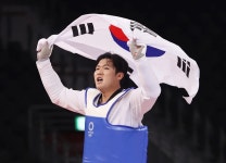 세계 최강 한국 태권도, 금메달을 하나도 못 딴 안타까운 이유 있었다 | 위키트리 세계 최강 한국 태권도, 금메달을 하나도 못 딴 안타까운 이유... 