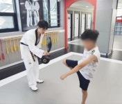 곧 인기 폭발 예정인 이대훈 태권스쿨, 패기 넘치는 현장이 공개됐다... 폭발 예정인 이대훈 태권스쿨, 패기 넘치는 현장이 공개됐다 (사진 7장)