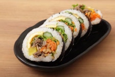 “사죄드립니다” 식중독 환자만 100명 넘은 마녀김밥, 결국 고개 숙였다 (사진) | 위키트리 “사죄드립니다” 식중독 환자만 100명 넘은... 