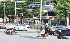주말 선릉역 사거리에서 또 사고, 사람들이 경악하고 있다 (사진 9장) | 위키트리 주말 선릉역 사거리에서 또 사고, 사람들이 경악하고 있다 (사진... 