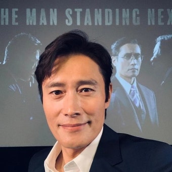 “오징어 게임” 이병헌이 올린 사진 2장, 난리가 났다 | 위키트리 “오징어 게임” 이병헌이 올린 사진 2장, 난리가 났다