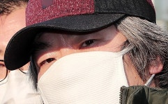 망치로 머리 맞은 조두순, 기가 막힌 공식 입장 내놨다 (+사건 전말) | 위키트리 망치로 머리 맞은 조두순, 기가 막힌 공식 입장 내놨다 (+사건 전말)