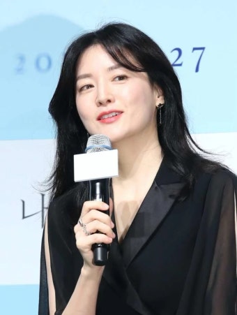 전지현도, 송혜교도, 고현정도 아니었다… ‘올해의 여자배우’는 바로 이 사람 | 위키트리 전지현도, 송혜교도, 고현정도 아니었다… ‘올해의...