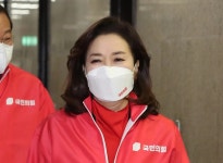 “남학생들 입대 전 술 마셔서 학점 안 나와…” 발언에 탄식한 이준석 | 위키트리 “남학생들 입대 전 술 마셔서 학점 안 나와…” 발언에 탄식한... 